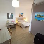 Sara Falconara Frühstückspension 3*
