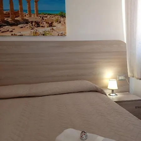 Sara Falconara Oda ve Kahvaltı 3*