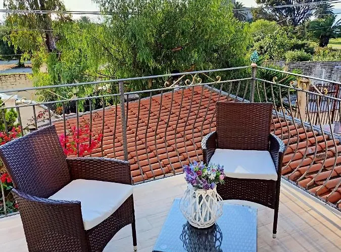 Sara Falconara Bed & Breakfast