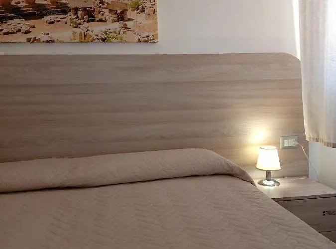 Sara Falconara Bed & Breakfast 3*